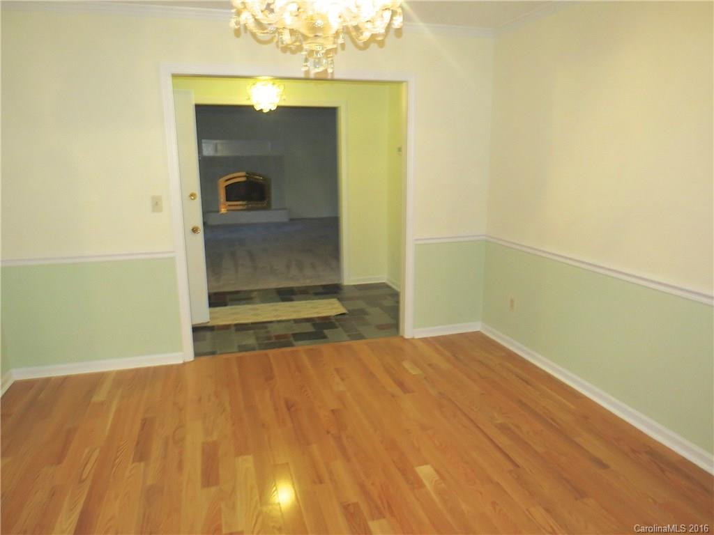 98 Fair Oaks Drive - Photo 4