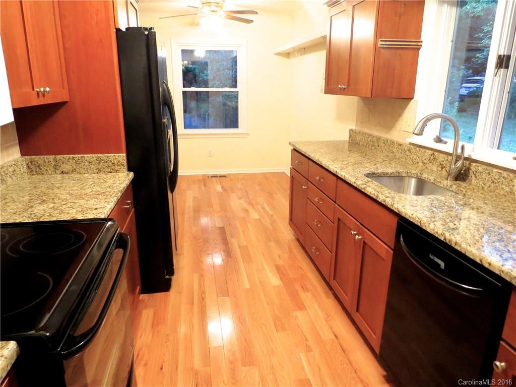 98 Fair Oaks Drive - Photo 5