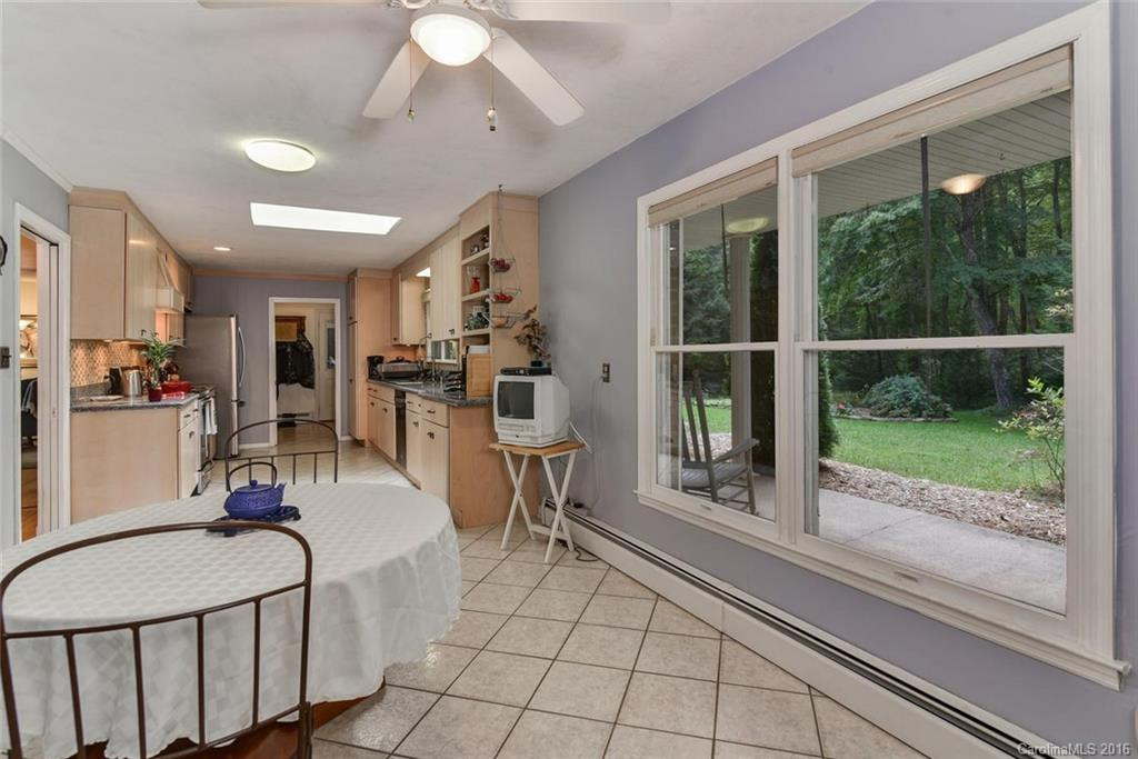 879 Garren Creek Road - Photo 4