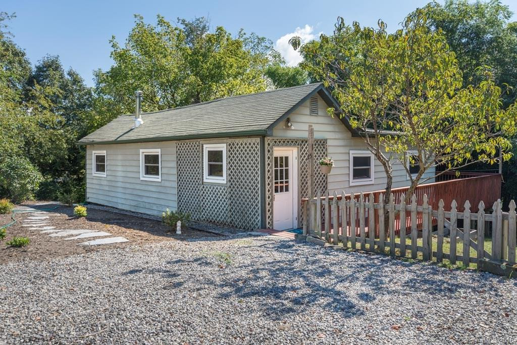 25 East Porter Road