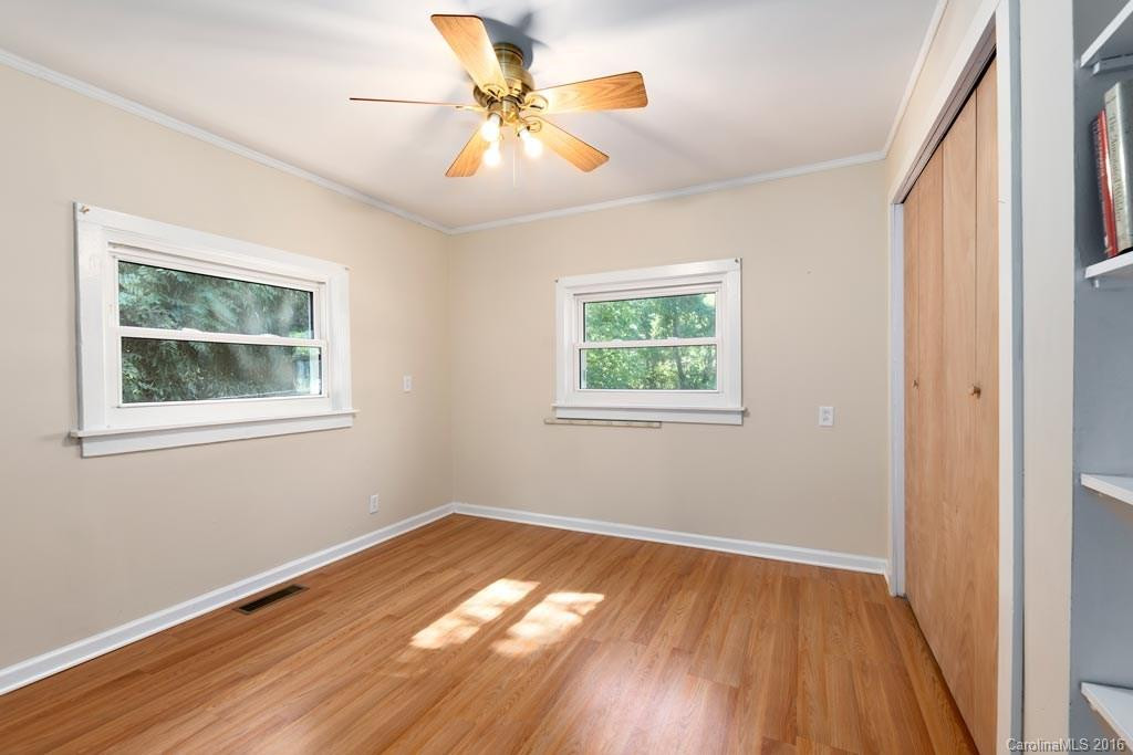 25 East Porter Road - Photo 11