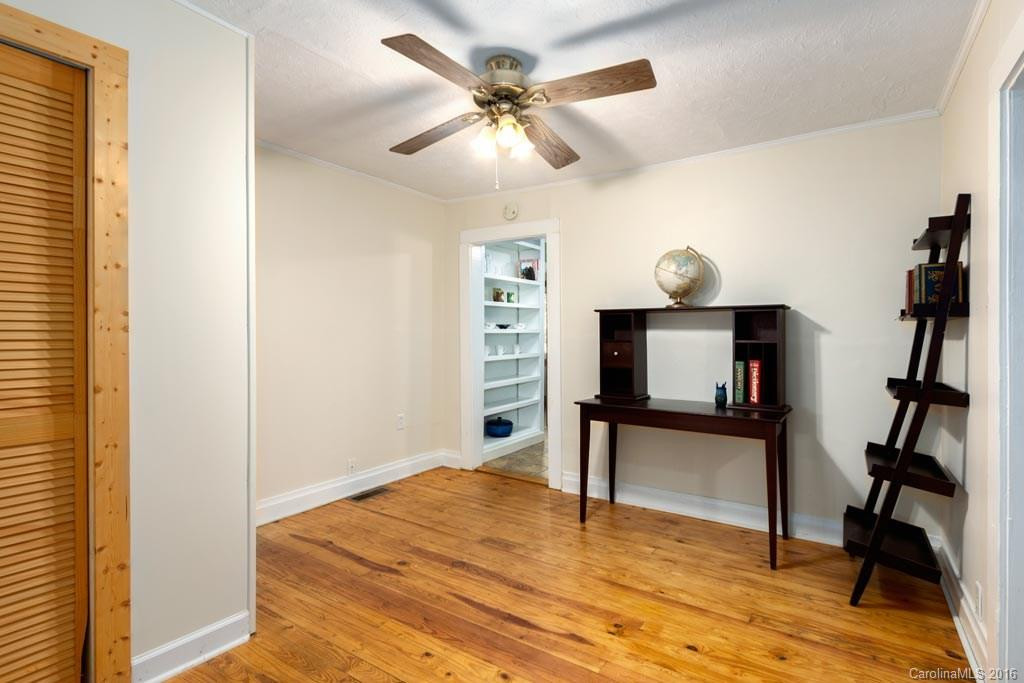 25 East Porter Road - Photo 8