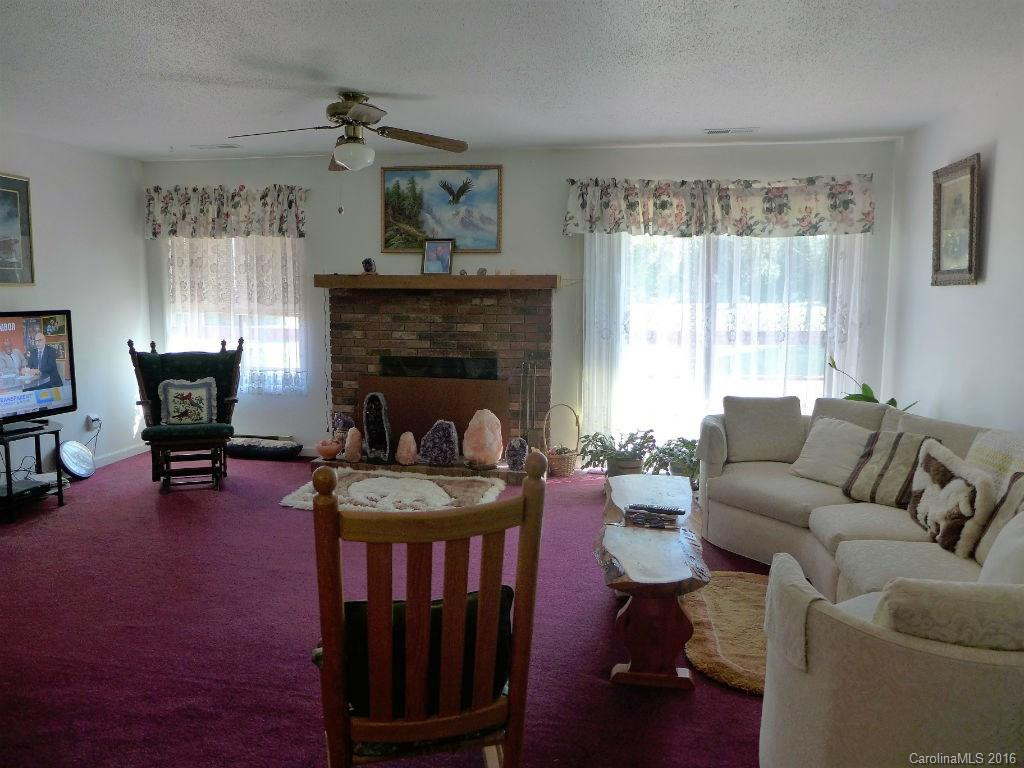 1277 Everett Road - Photo 18
