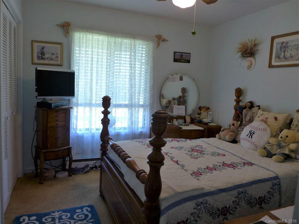 1277 Everett Road - Photo 21