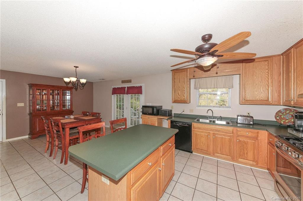 336 Fountain Trace Drive - Photo 11