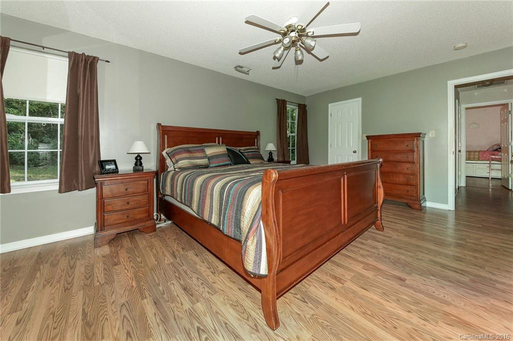 336 Fountain Trace Drive - Photo 15