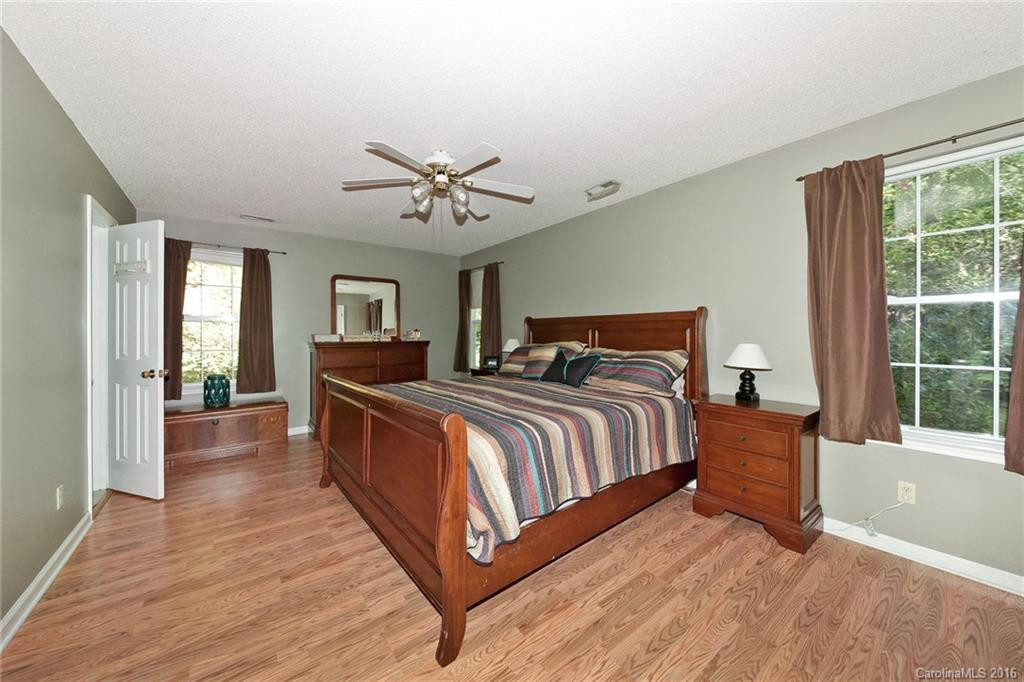 336 Fountain Trace Drive - Photo 16