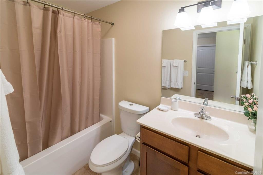 25 Lake Avenue - Photo 12
