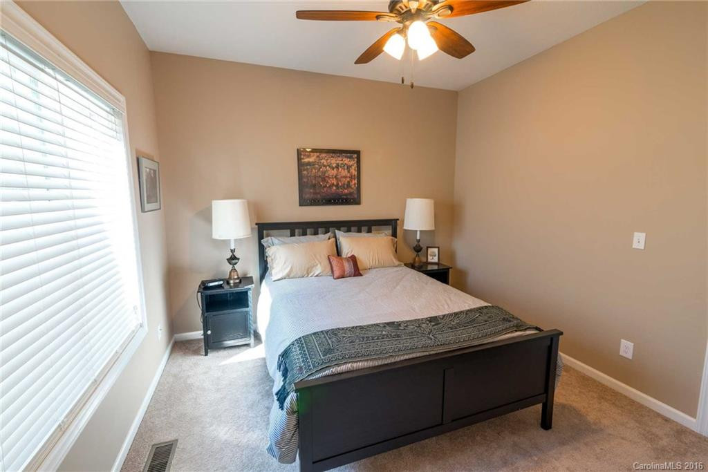 25 Lake Avenue - Photo 5