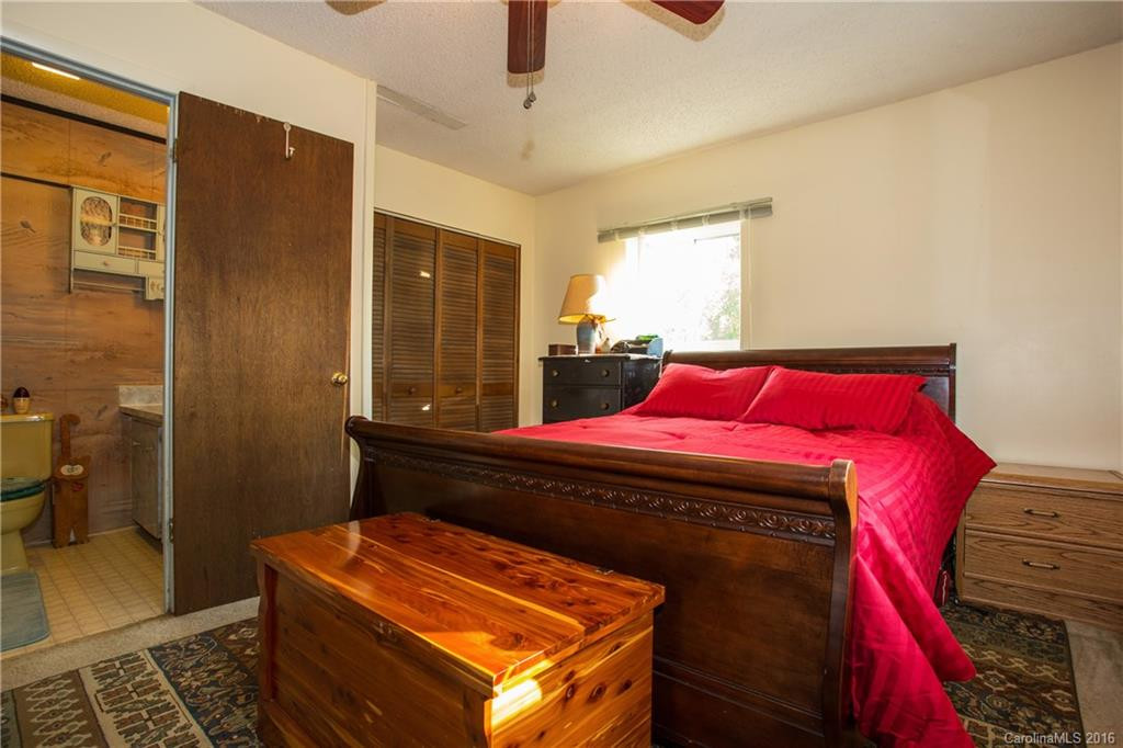 82 Flint Hill Road - Photo 12