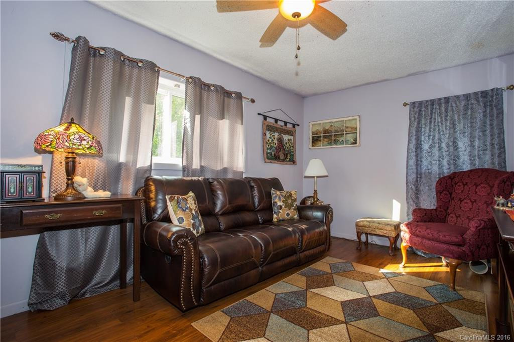 82 Flint Hill Road - Photo 16