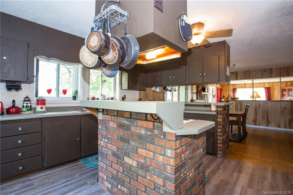 82 Flint Hill Road - Photo 7