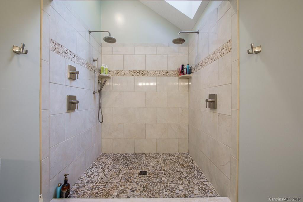 1004 Willow Ridge Drive - Photo 11