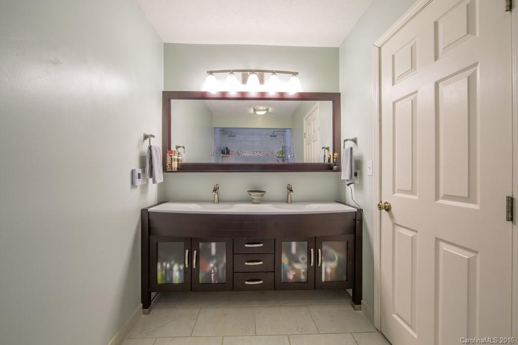1004 Willow Ridge Drive - Photo 12