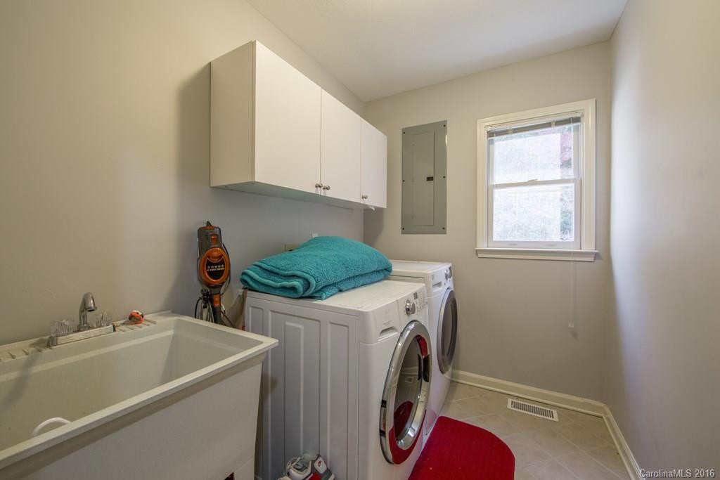 1004 Willow Ridge Drive - Photo 15