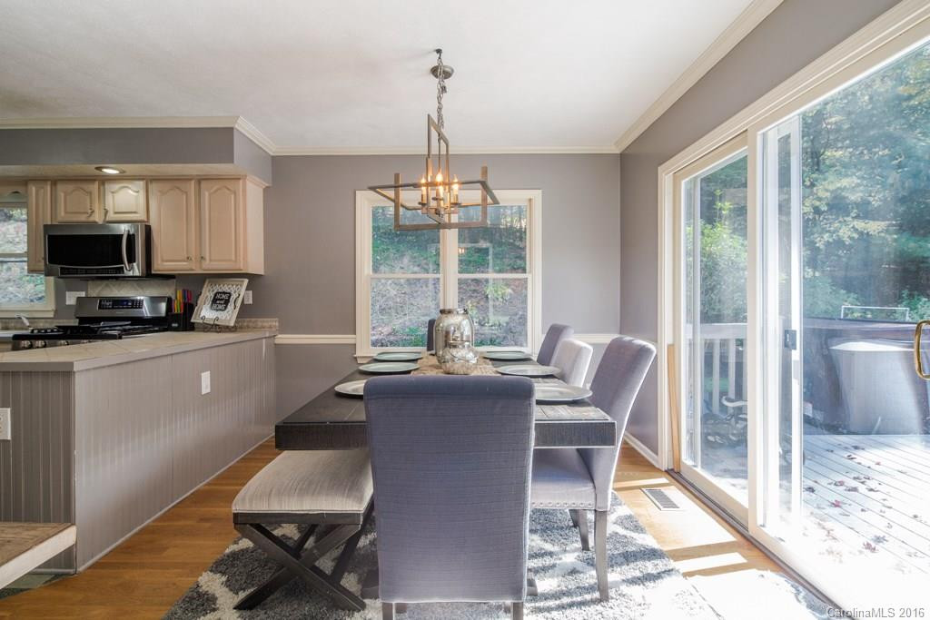1004 Willow Ridge Drive - Photo 9