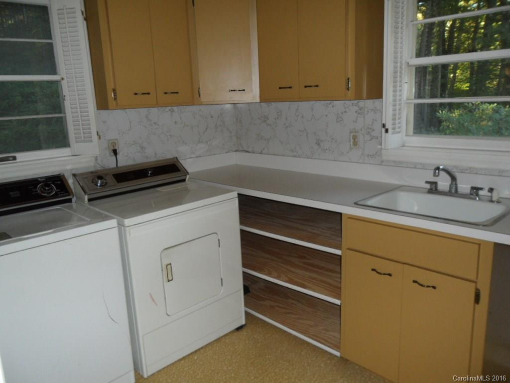 235 Balsam Drive - Photo 17