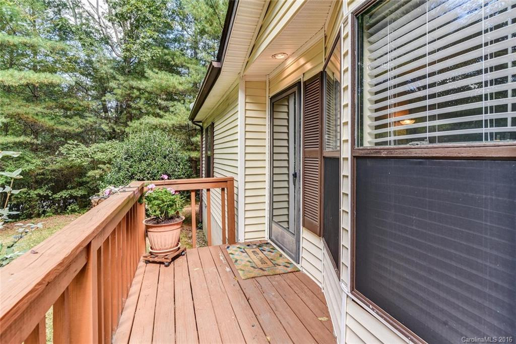 259 Laurelwood Lane #31 - Photo 3