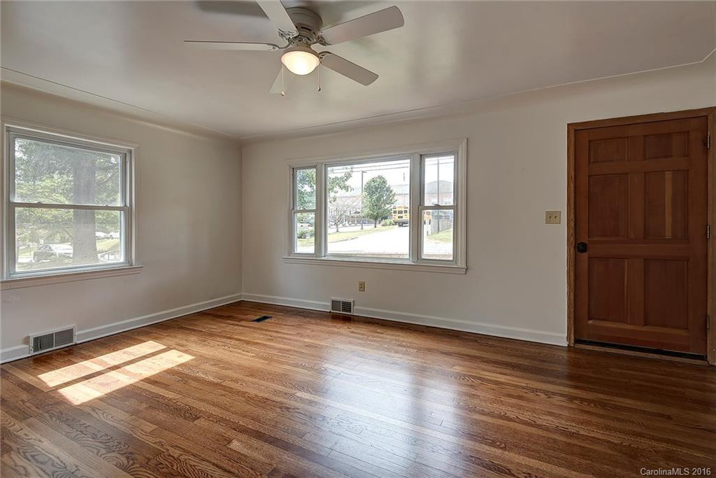 132 Main Street - Photo 8