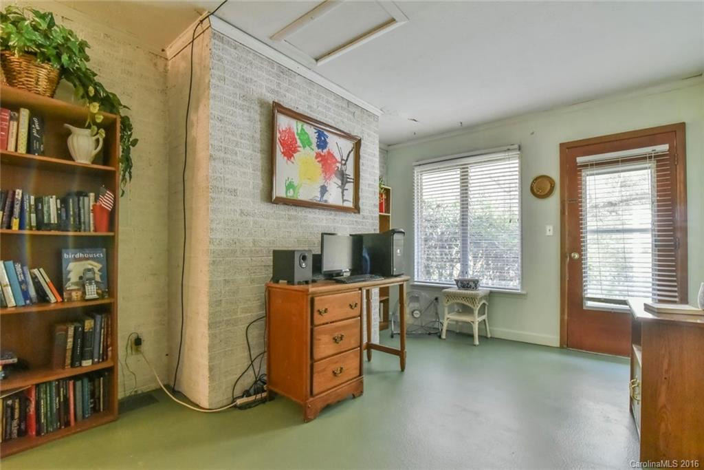 910 Old Marshall Highway - Photo 13
