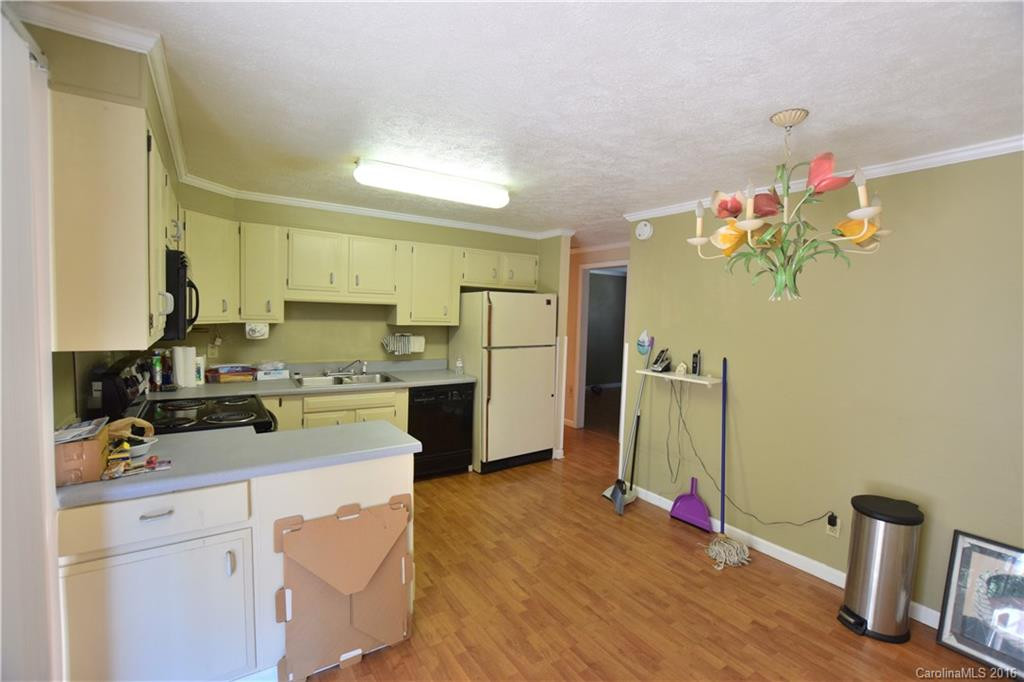37 High Meadow Road - Photo 5