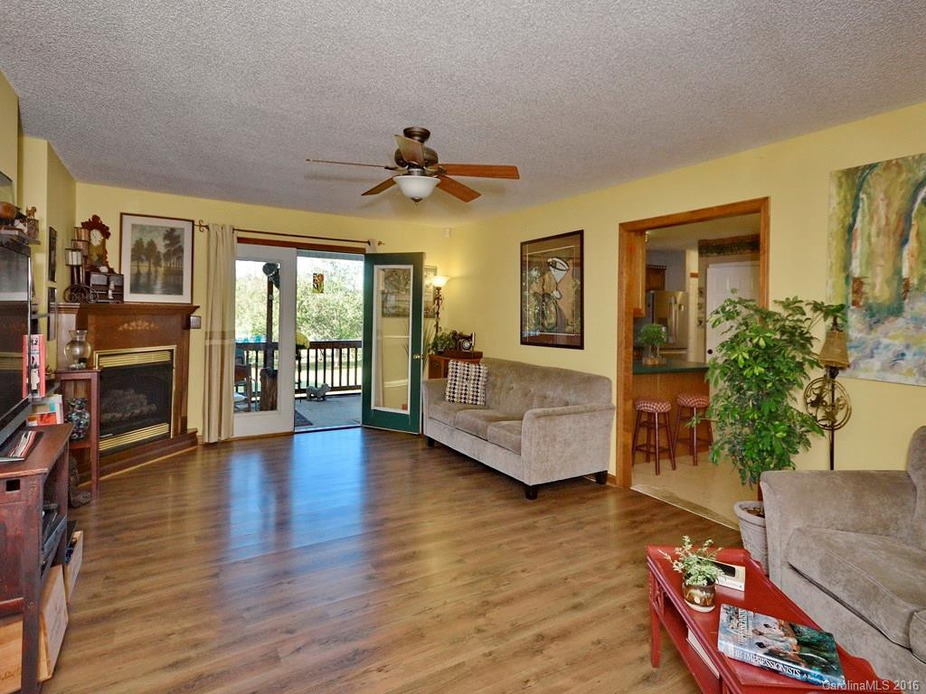 3 Country Drive - Photo 2