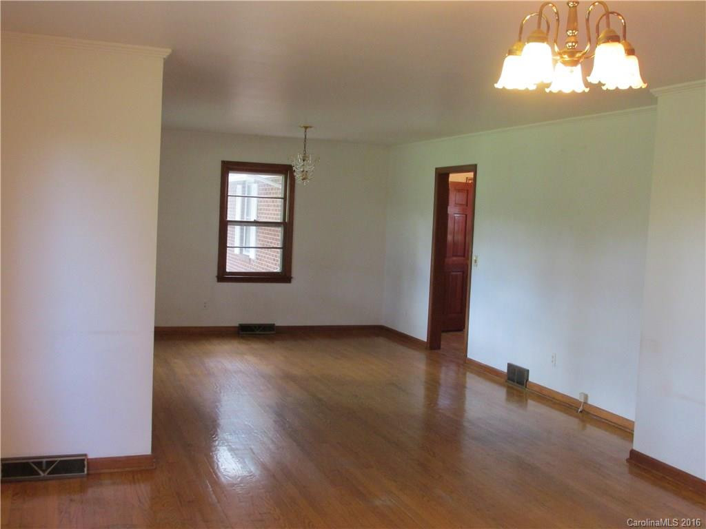1448 Old Spartanburg Road - Photo 11