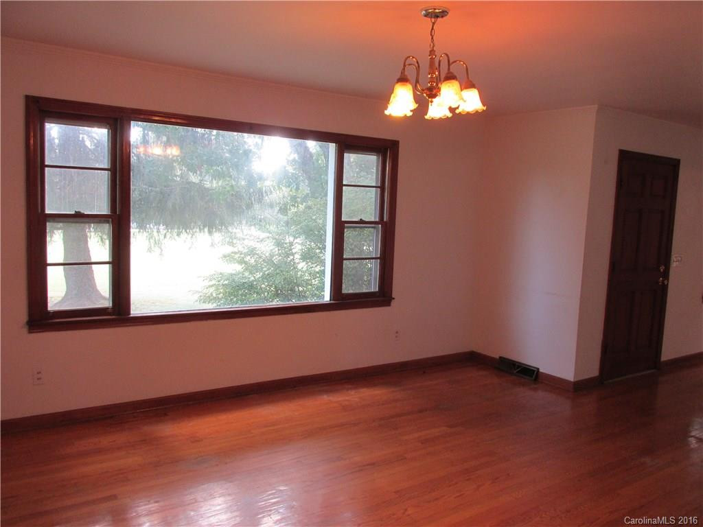 1448 Old Spartanburg Road - Photo 14