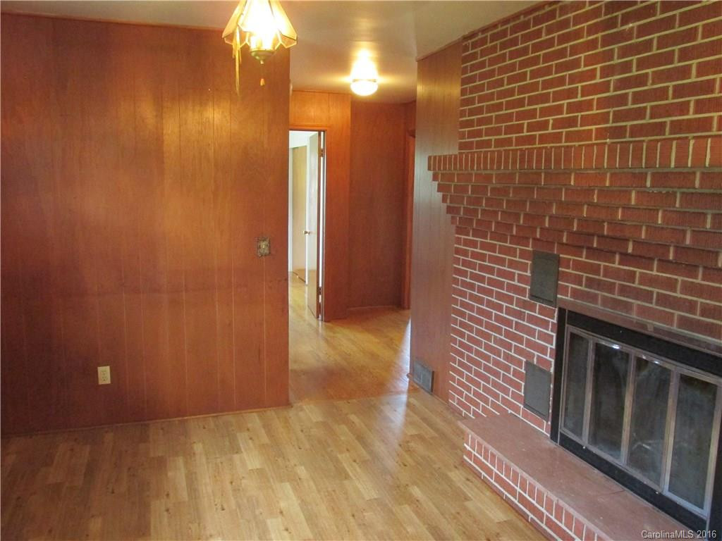 1448 Old Spartanburg Road - Photo 10