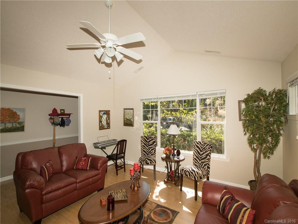 12 Gray Wolf Lane #N/A - Photo 4