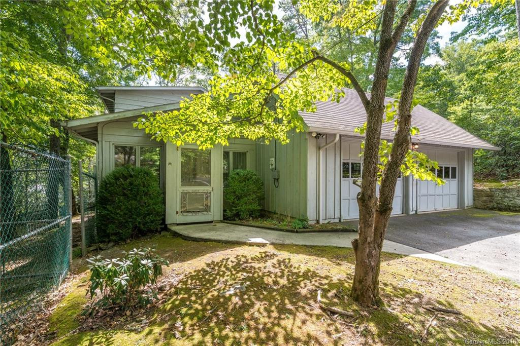 112 Kanawha Drive - Photo 2