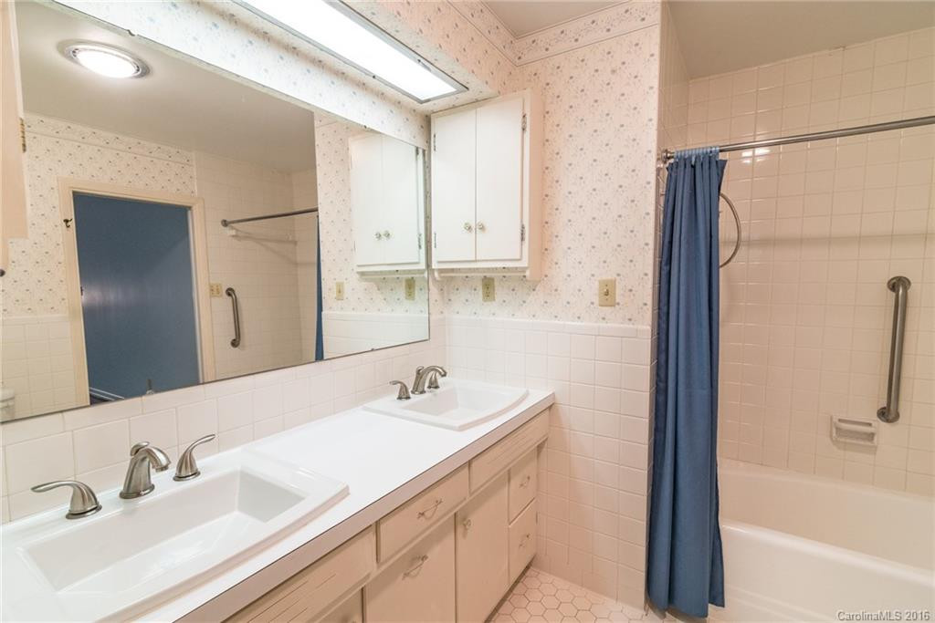 112 Kanawha Drive - Photo 16