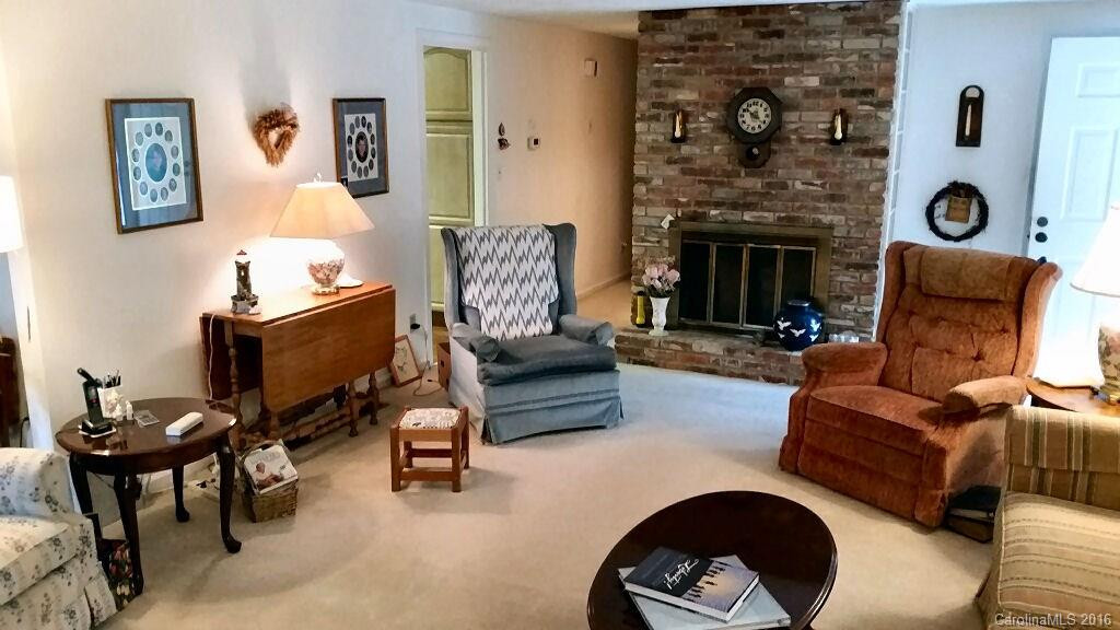 232 Dundeve Circle #16 - Photo 4