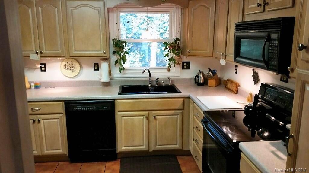 232 Dundeve Circle #16 - Photo 9