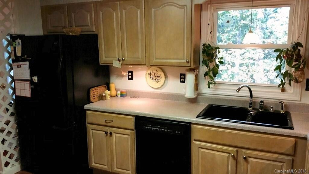 232 Dundeve Circle #16 - Photo 10