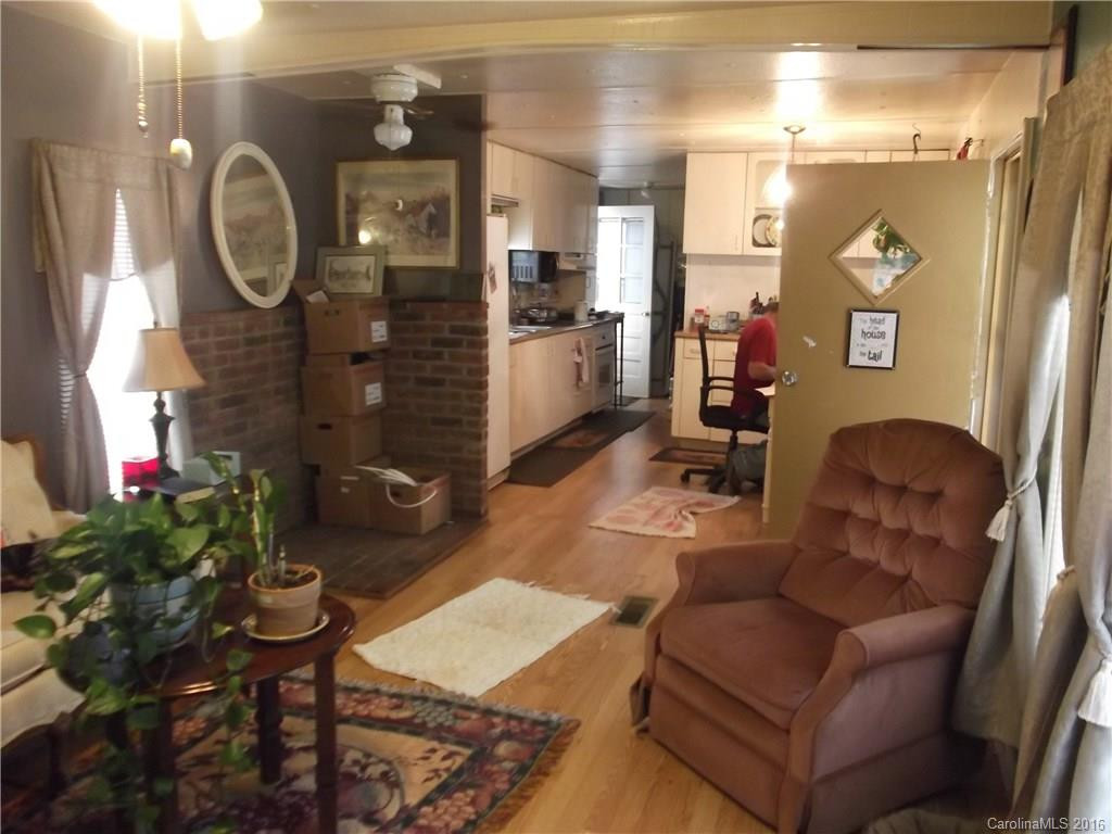 123 Lynnwood Lane - Photo 3
