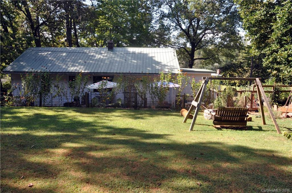 493 Peak Street - Photo 17