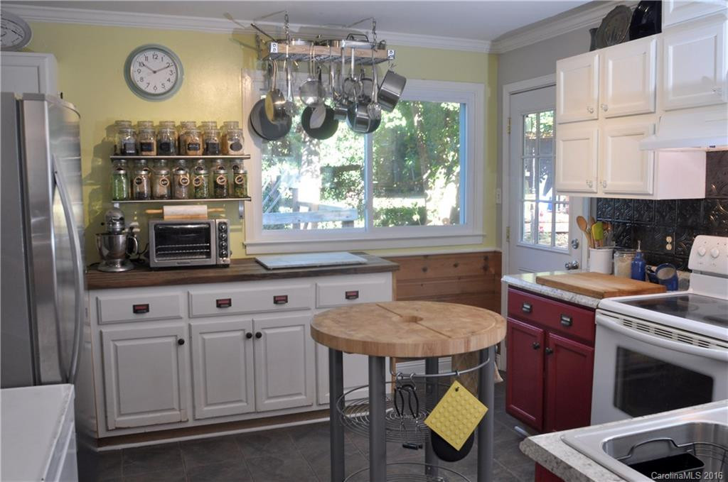 493 Peak Street - Photo 8