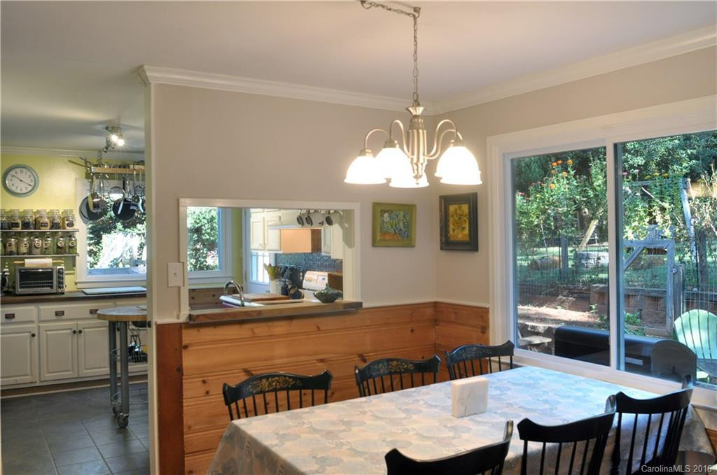 493 Peak Street - Photo 10