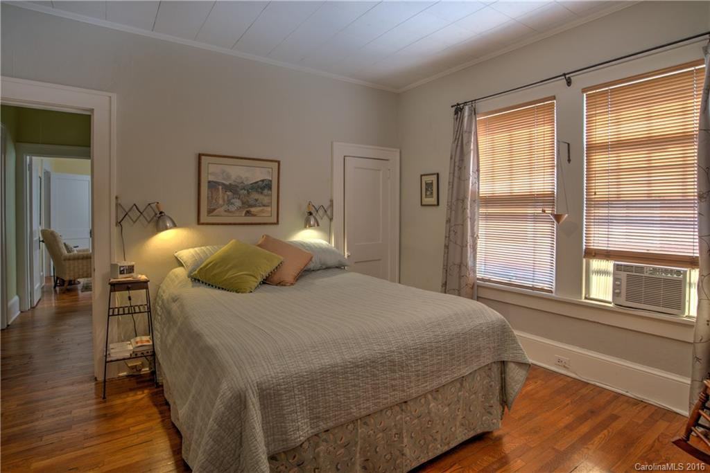 47 Vermont Avenue - Photo 13