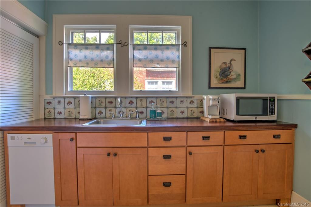 47 Vermont Avenue - Photo 10