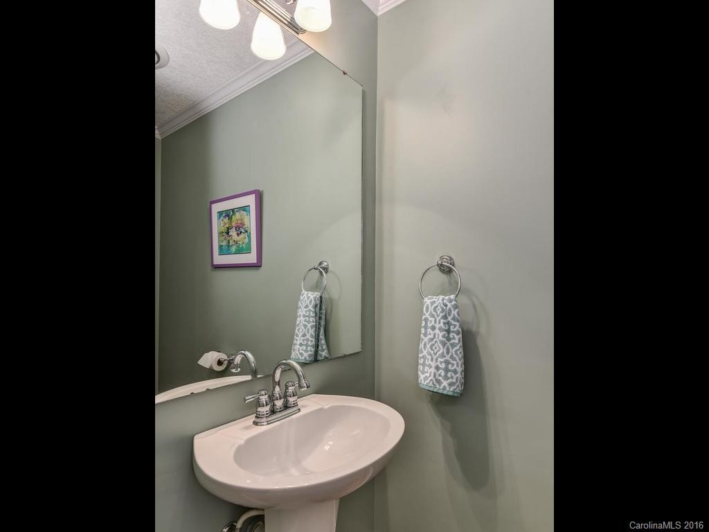 216 Crowfields Drive #E4 - Photo 10