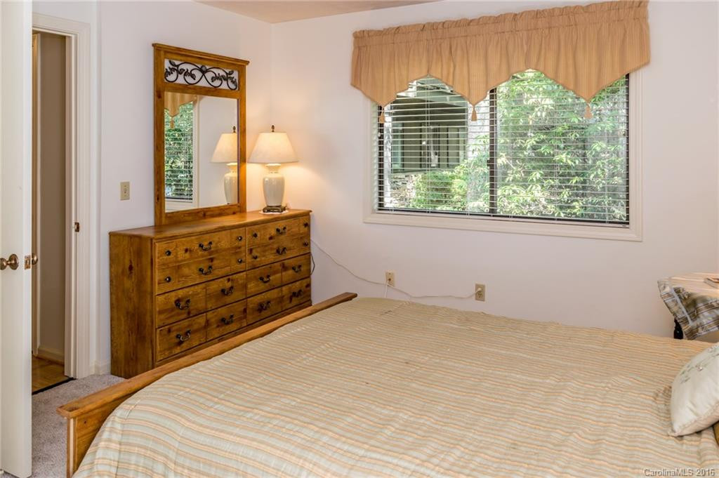 54 Laurelwood Circle #21 - Photo 17