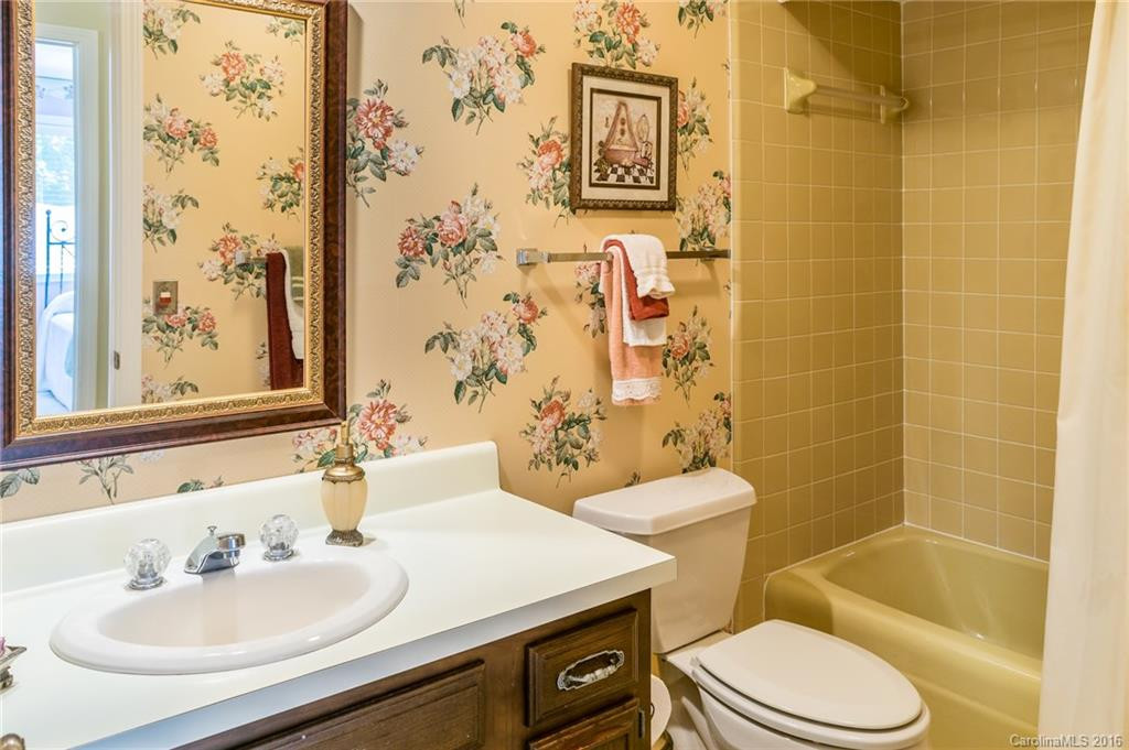 54 Laurelwood Circle #21 - Photo 19