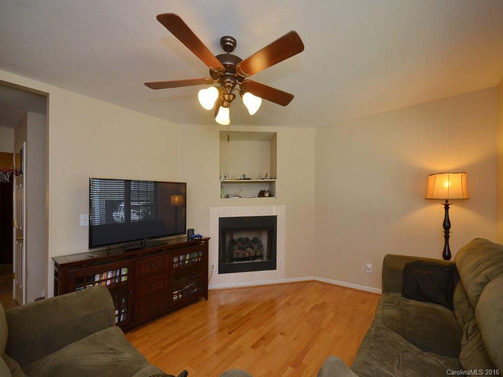 82 Rotunda Circle #502 - Photo 2