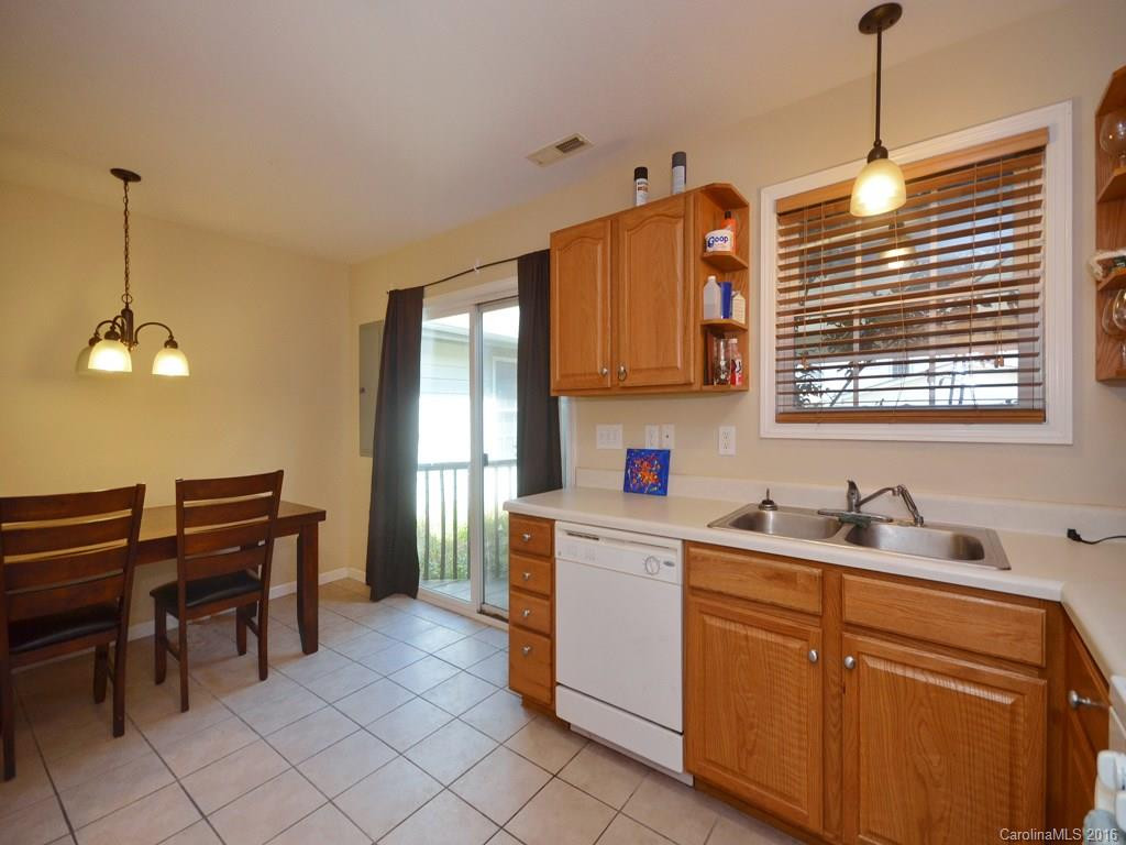 82 Rotunda Circle #502 - Photo 5