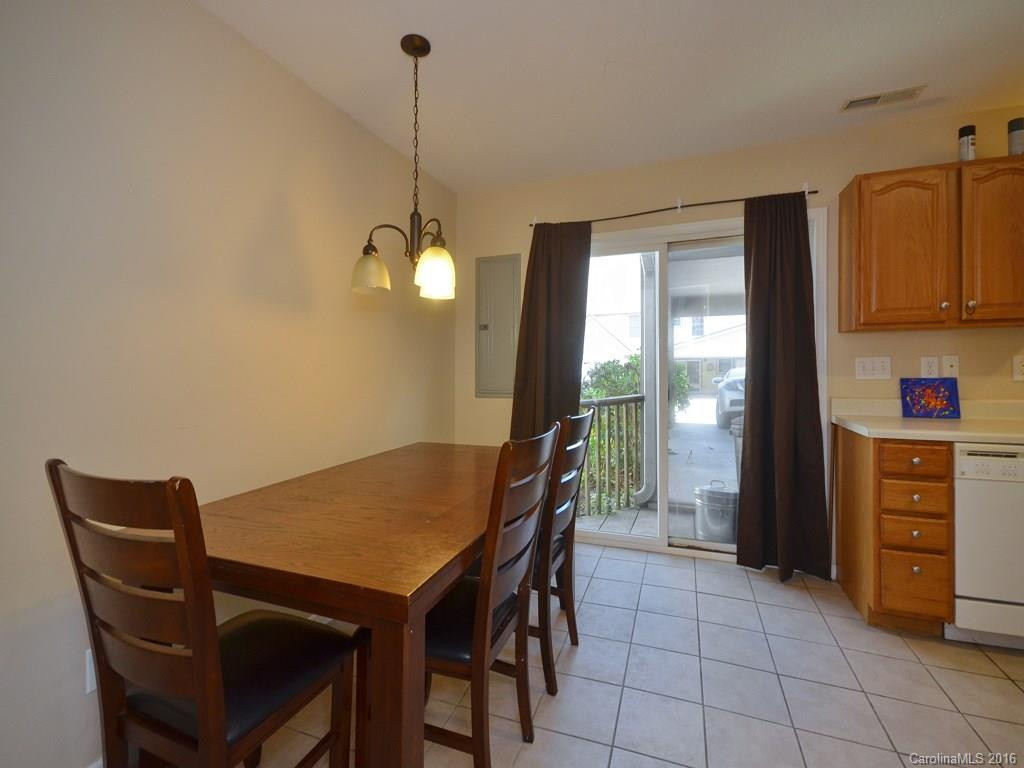 82 Rotunda Circle #502 - Photo 6