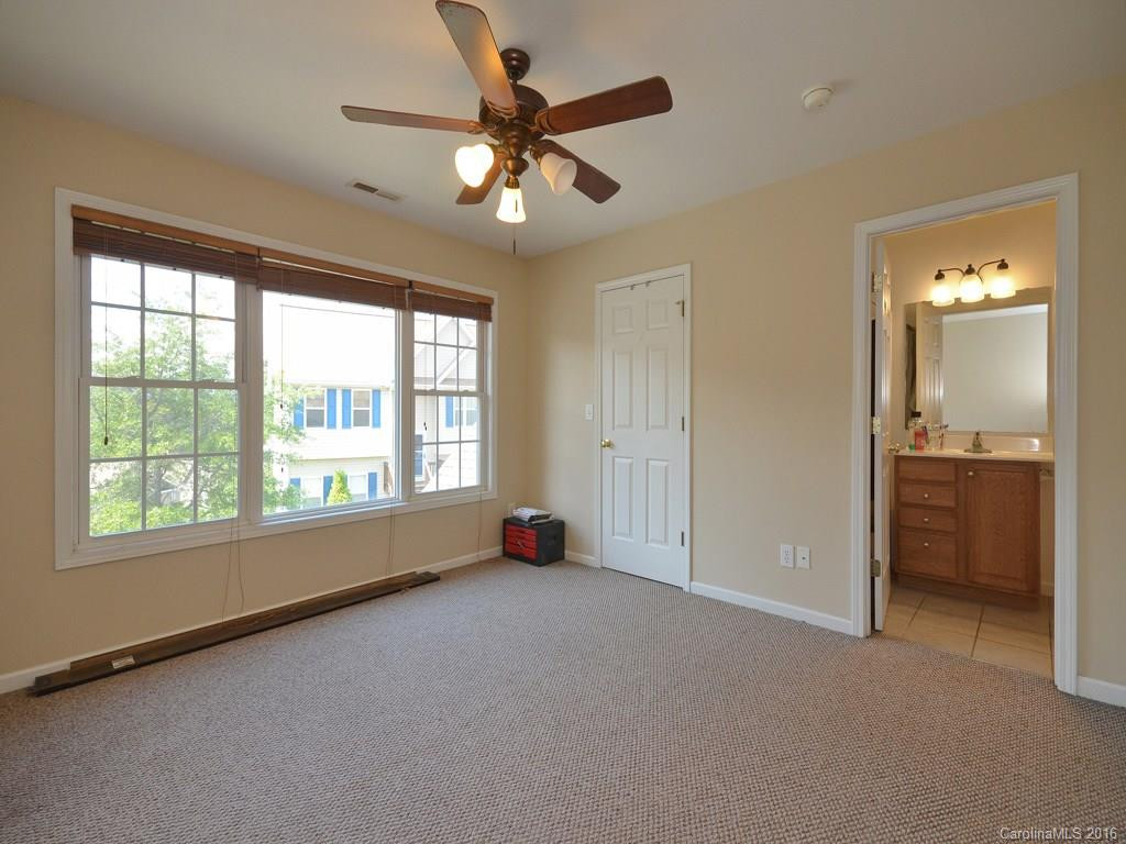 82 Rotunda Circle #502 - Photo 9