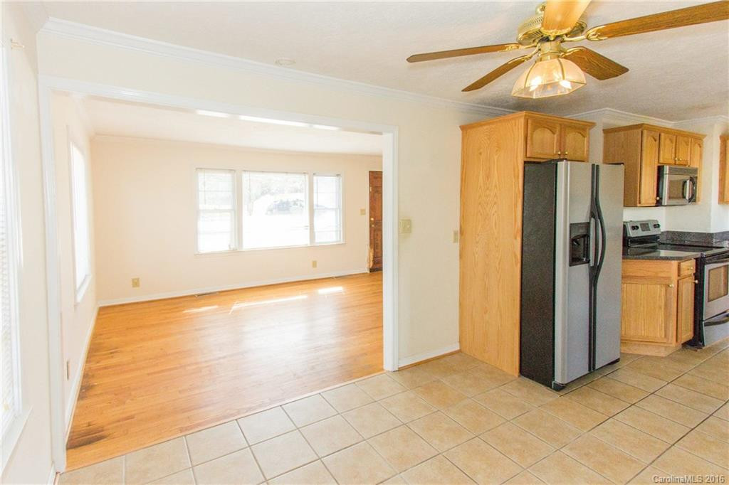 47 Springside Drive - Photo 8