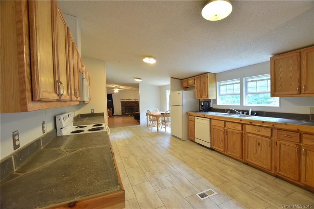 81 Spring Mountain Road - Photo 18